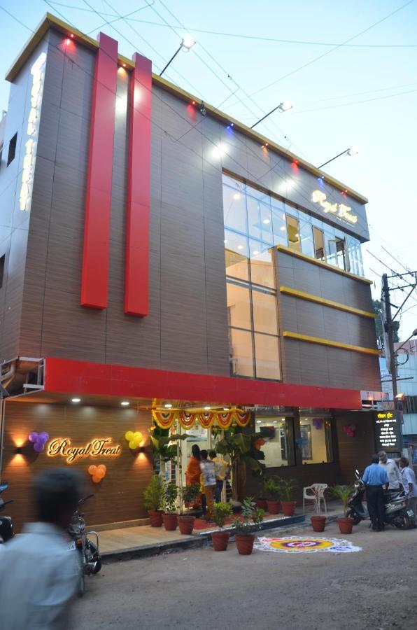 Hotel Royal Treat Kolhapur Exterior foto