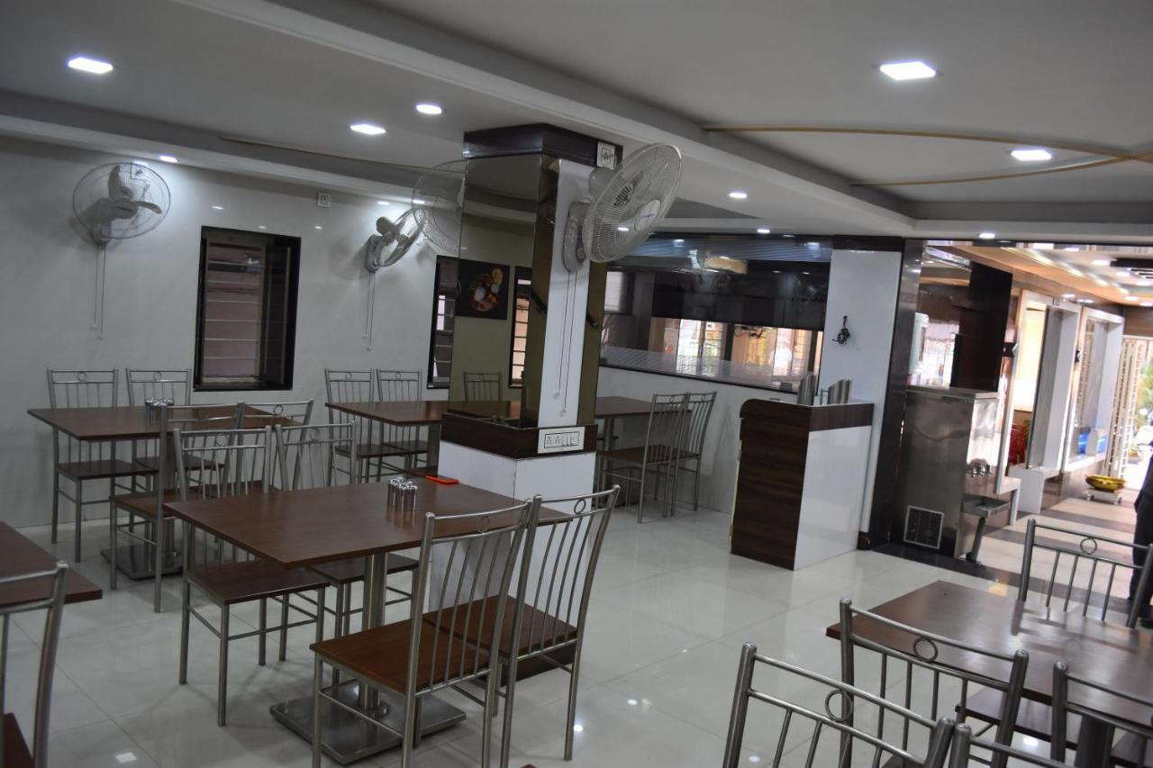 Hotel Royal Treat Kolhapur Exterior foto